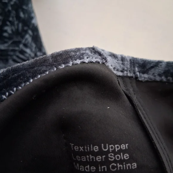 New In Box Badgley Mischka Adrian Ankle Boots Size 9.5 - Picture 11 of 13